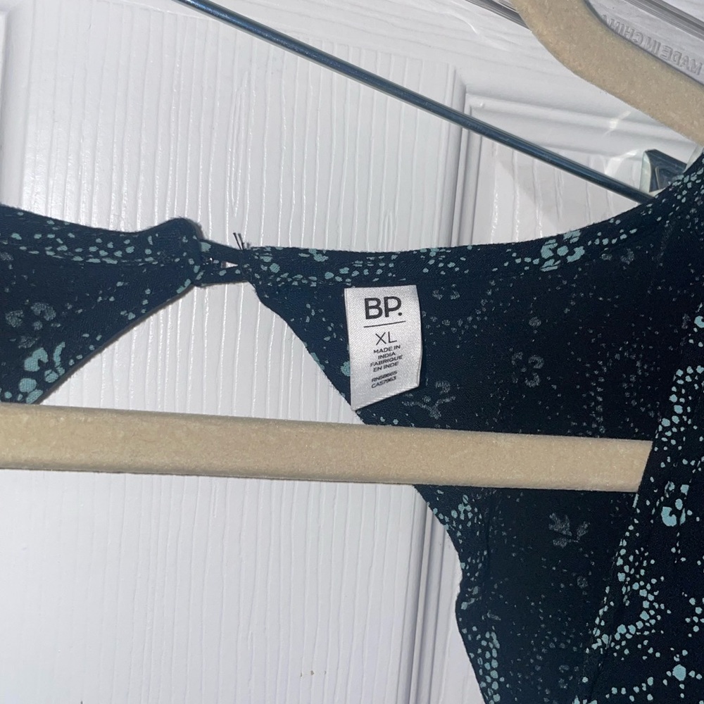 NWT BP PRINT CUTOUT DRESS - Picture 5 of 9